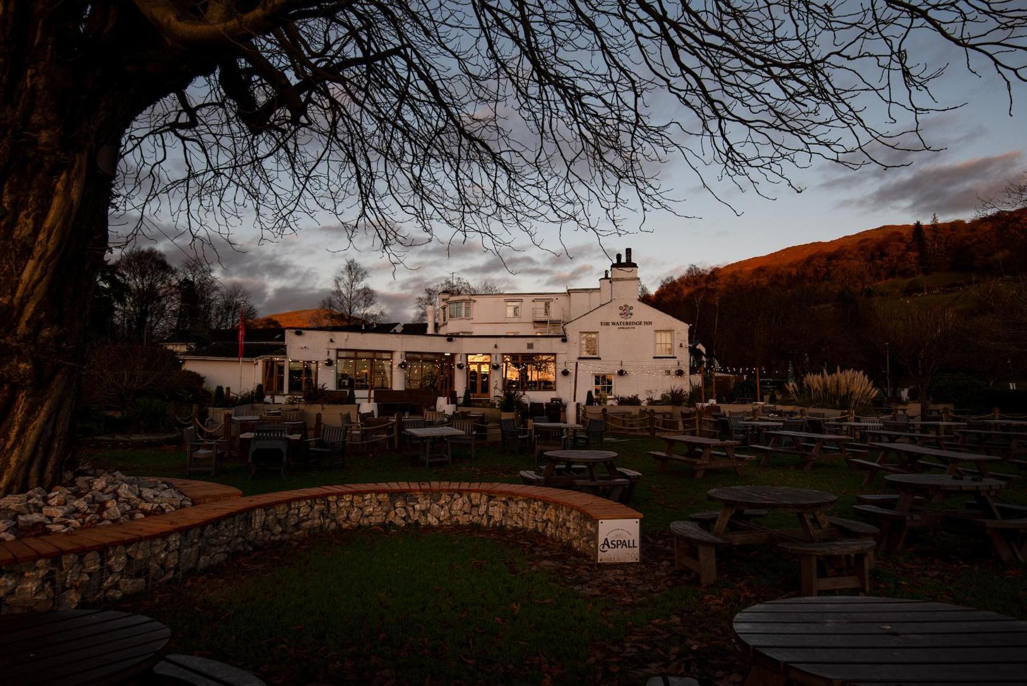 Wateredge Inn- The Inn Collection Group Ambleside Eksteriør bilde